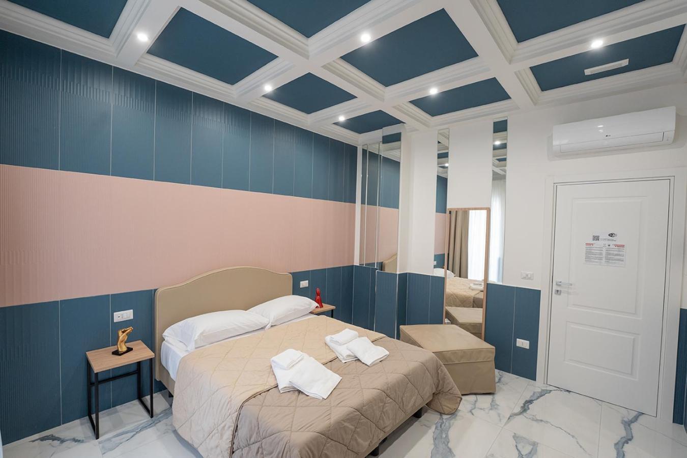 Guest house Pc Boutique H, Sea View By Clapa Group Naples