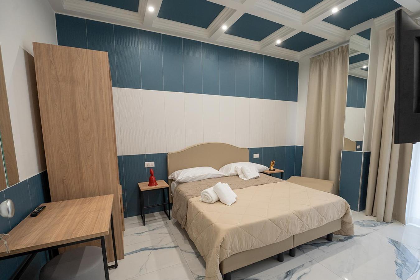 Guest house Pc Boutique H, Sea View By Clapa Group