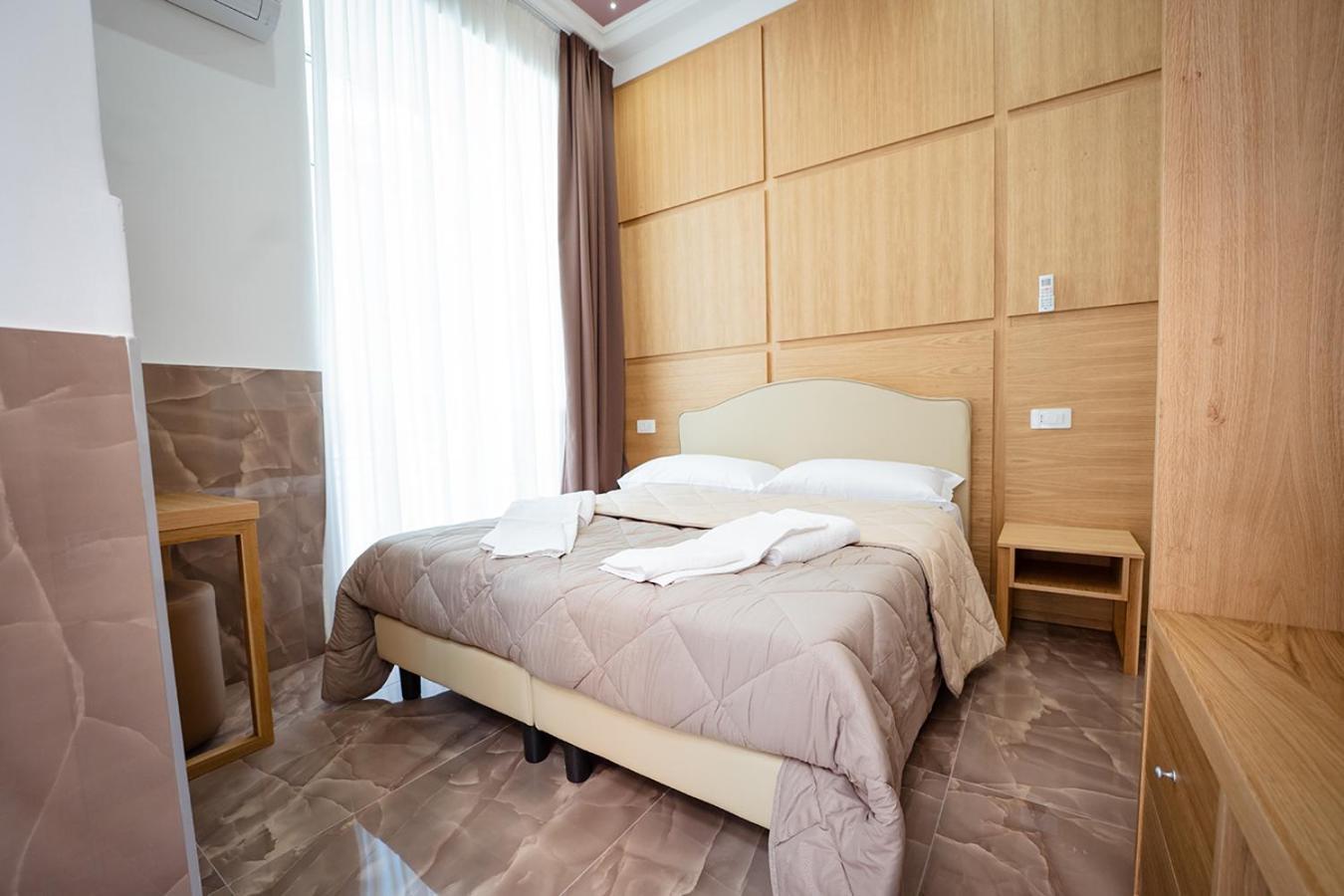 Pc Boutique H, Sea View By Clapa Group * Napels